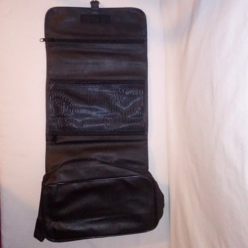 Travel Bag and Grooming: Brush, Razors, Foam, Deorderant, Floss & More. New